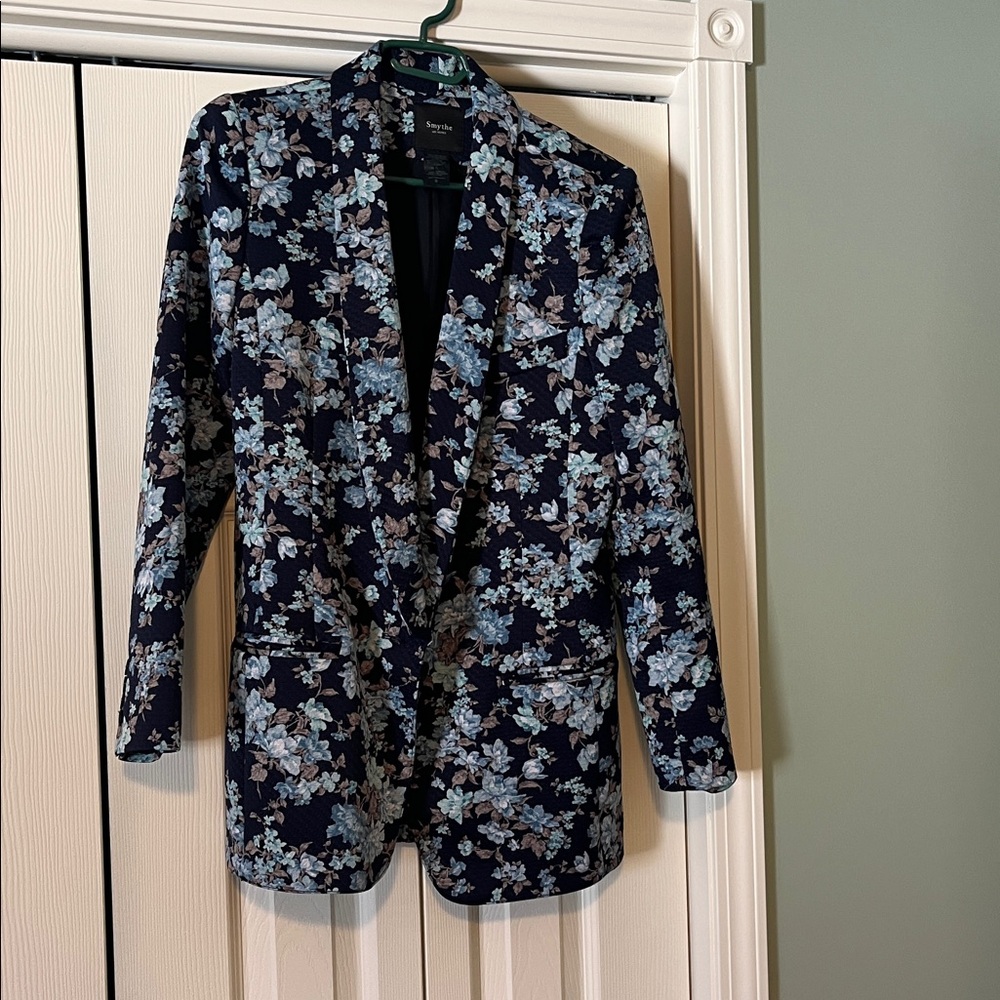 Smythe Long Shawl Blazer in Blue Floral